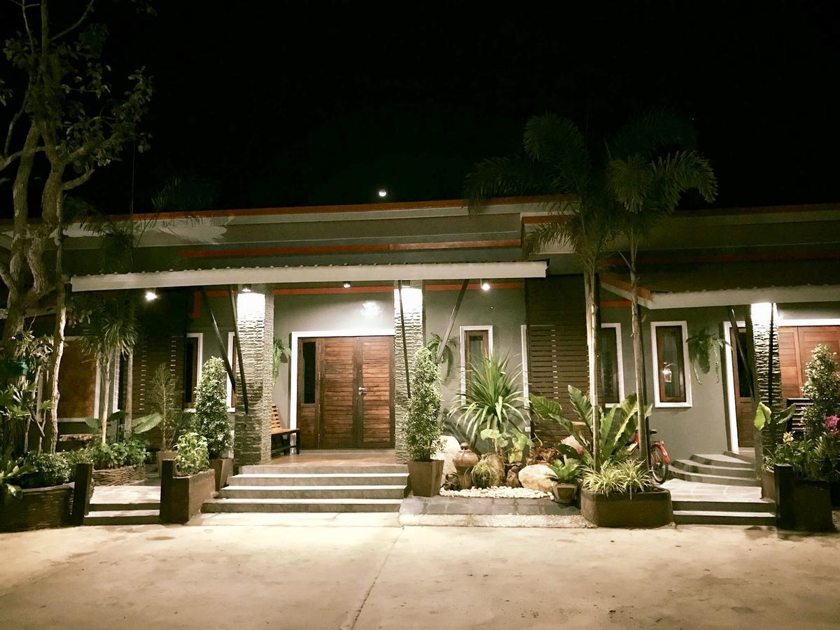 Khum Lanna Boutique Hotel Sisaket Exterior photo